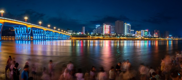 网上怎么找老同学 (找老同学上哪个网)