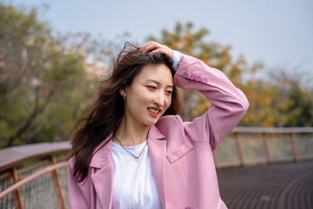 如何在茫茫人海中找到以前的老同学？