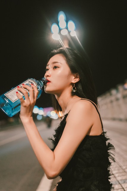 如何在茫茫人海中找到以前的老同学？