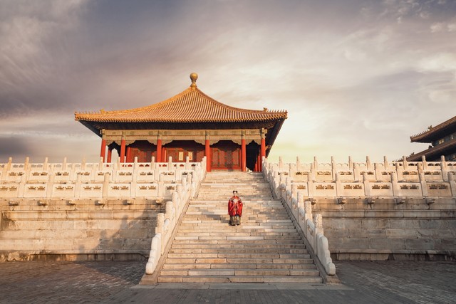 如何在茫茫人海中找到以前的老同学？