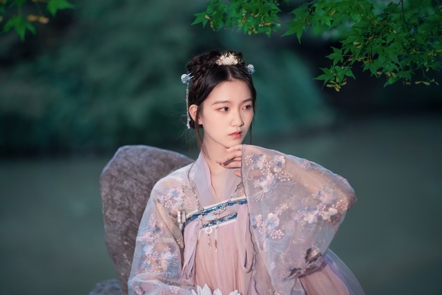 如何在茫茫人海中找到以前的老同学？